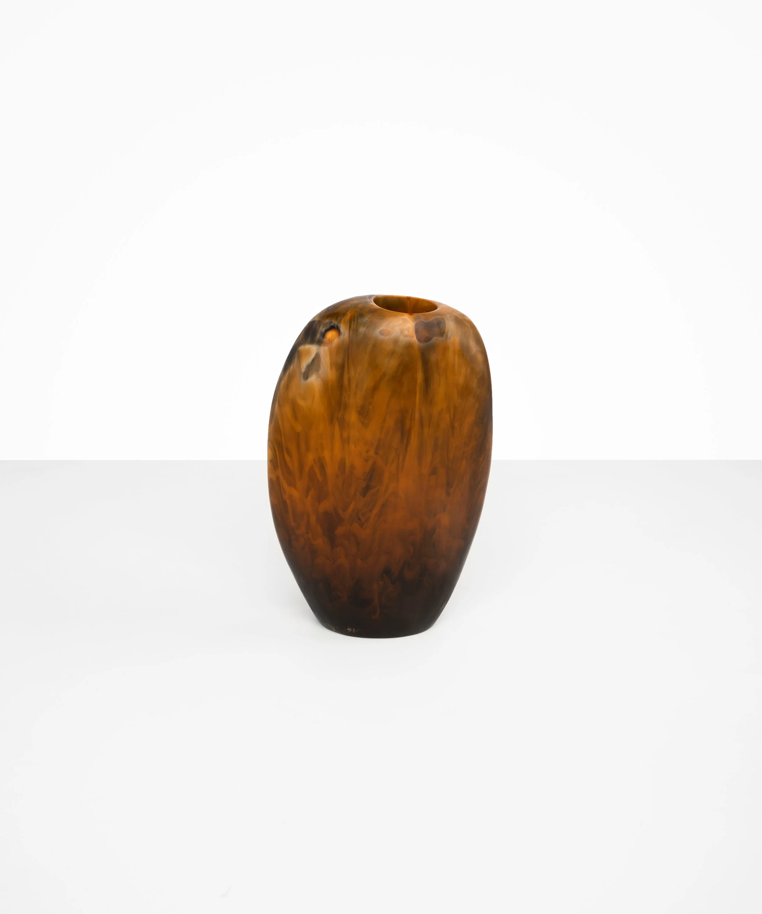 Bold Skipping Stone Vase - Image 3