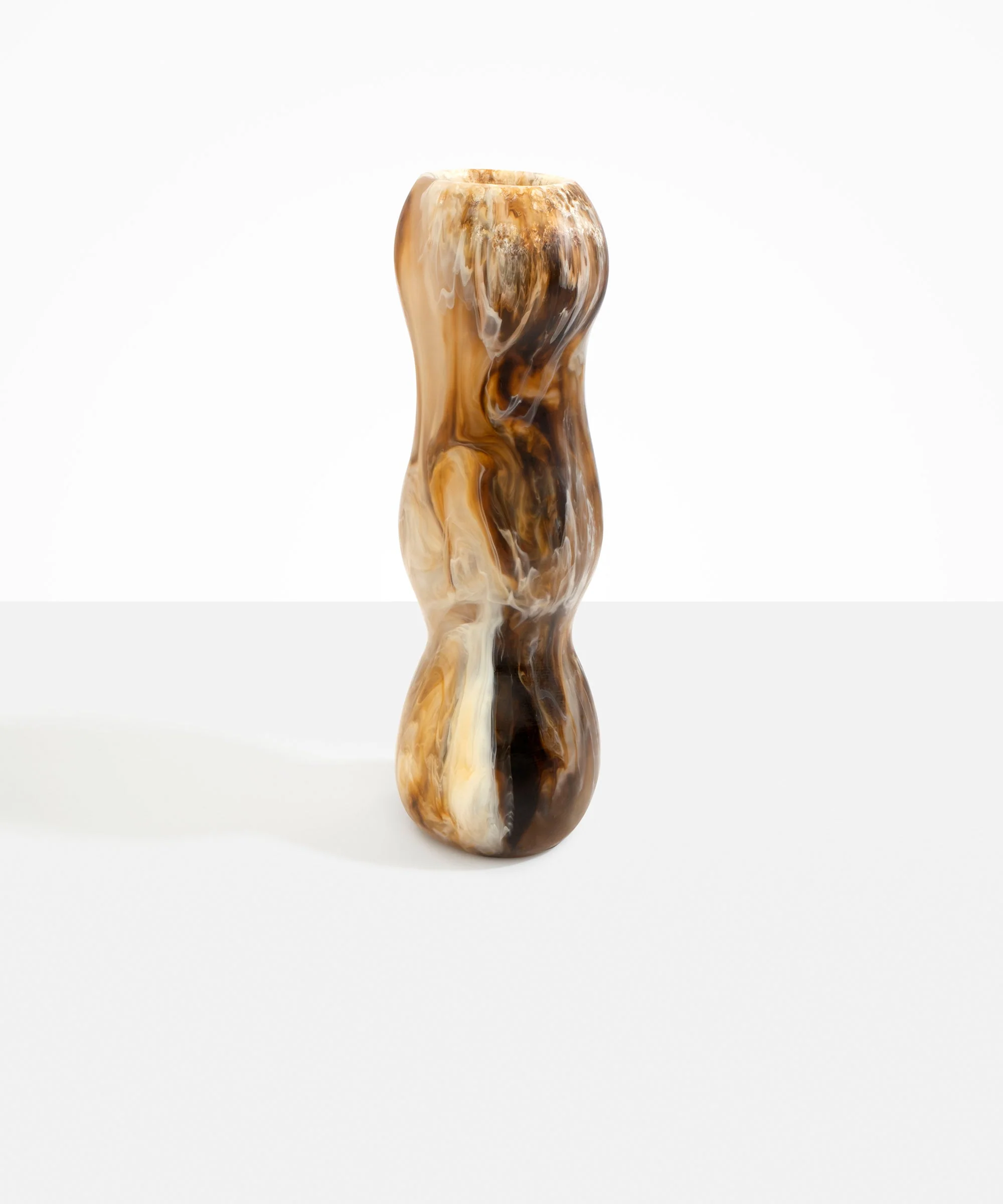Large Mountain Vase - Image 10